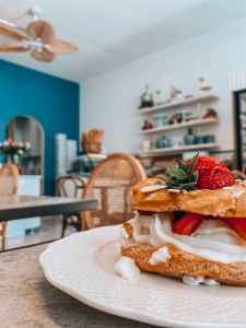 How to Make the Best Strawberry Shortcake: A Sweet and Simple Recipe